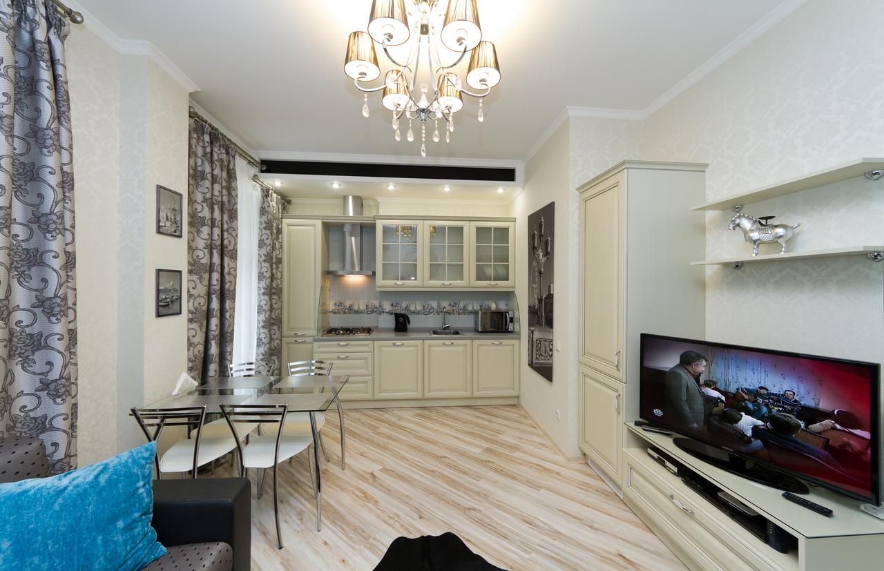 Апартаменты На Бассейной Kiev Exteriör bild